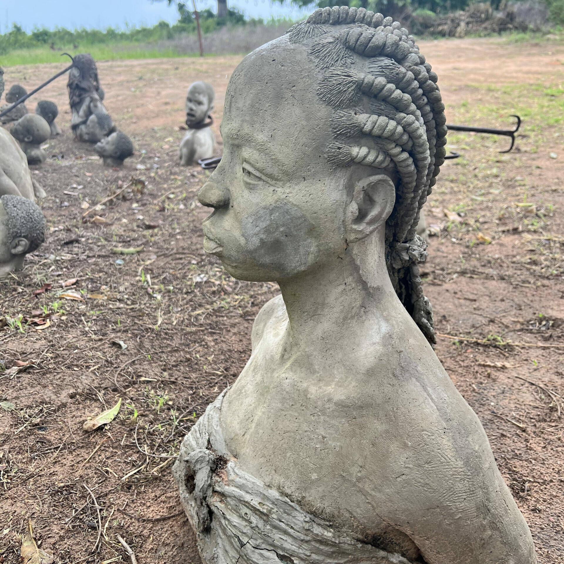 Art work at the Nkyinkyim Museum. 