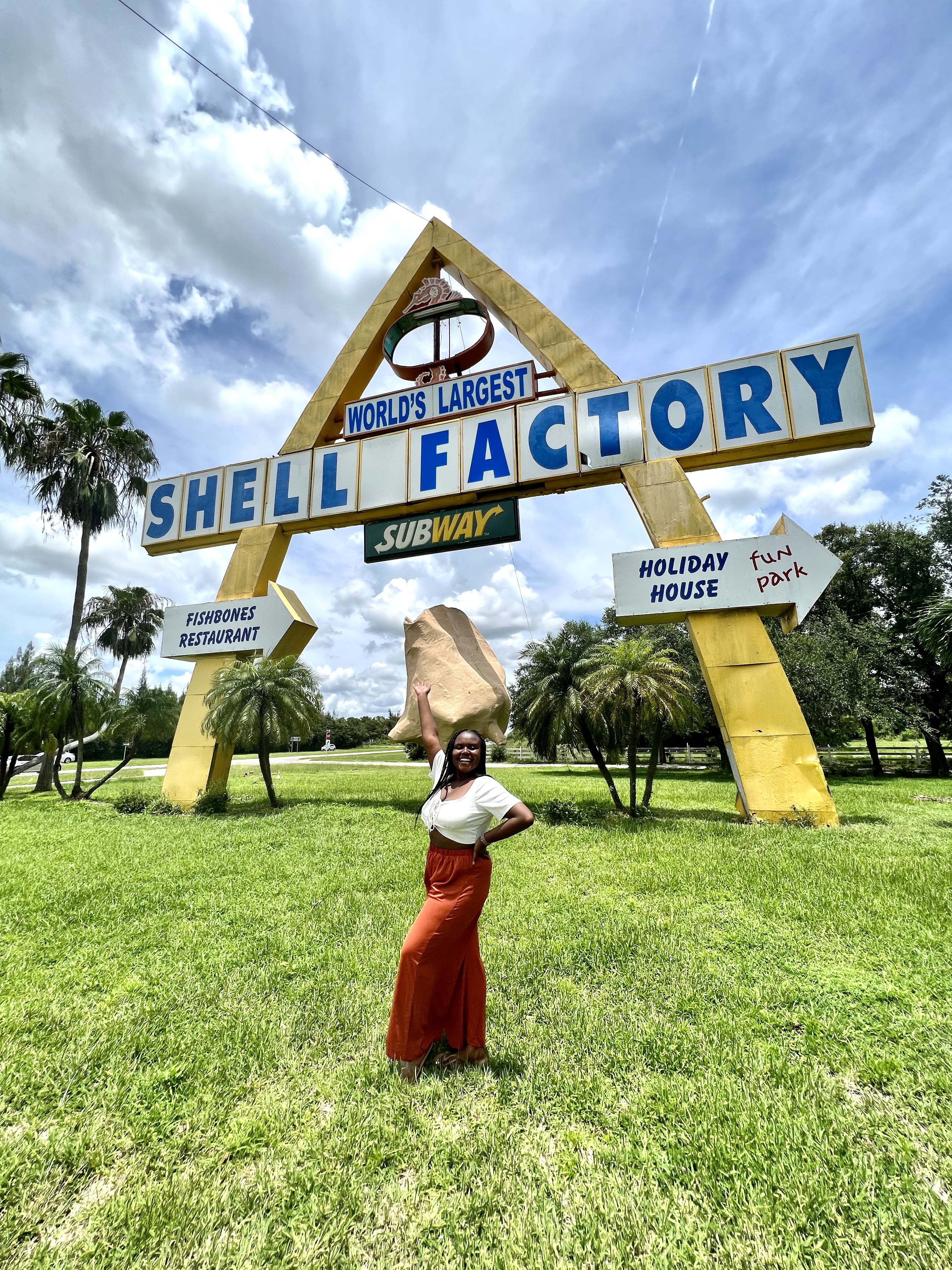 Christina Jane at the Shell Factory in Cape Coral 