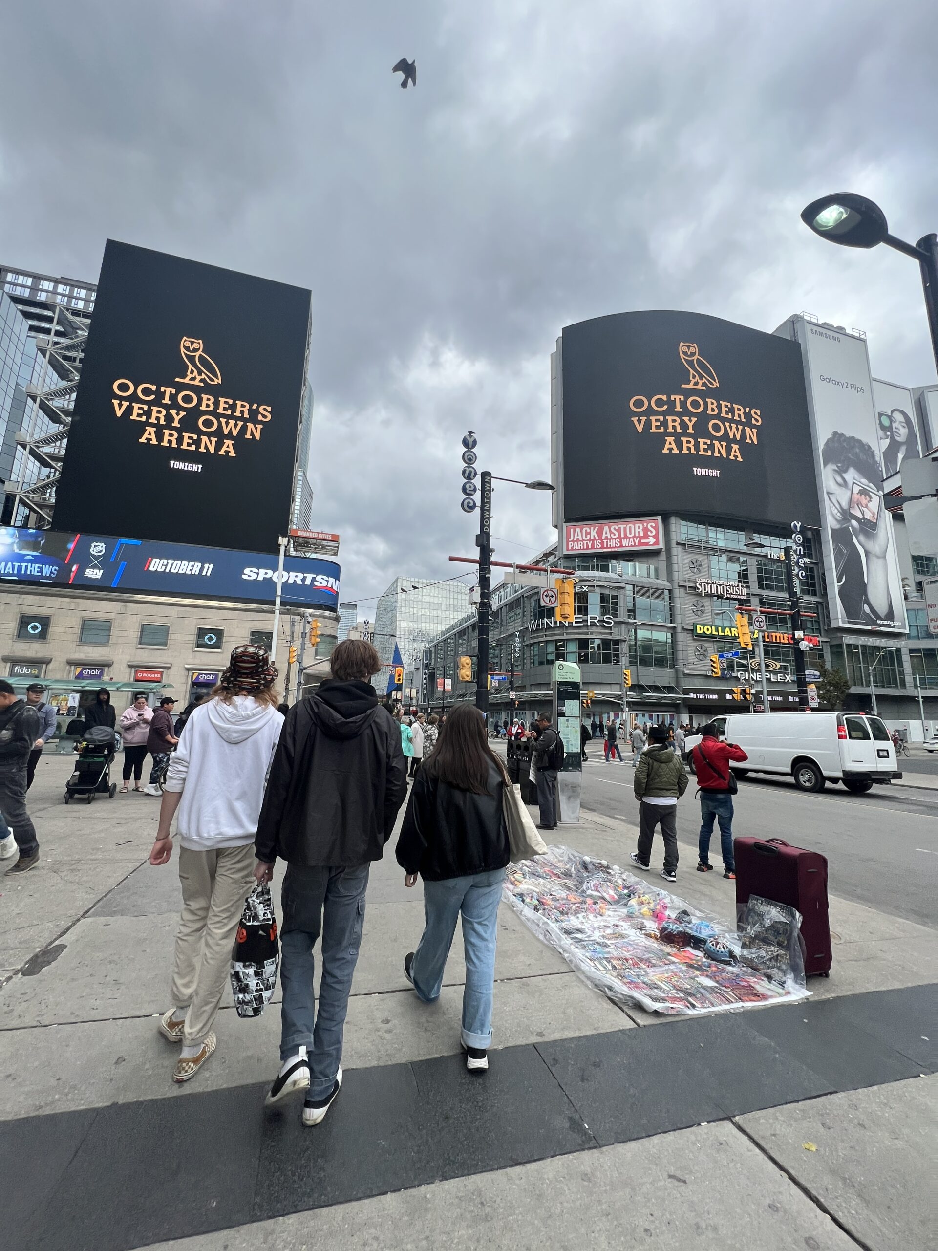 Walking around the Yonge-Dundas Square 